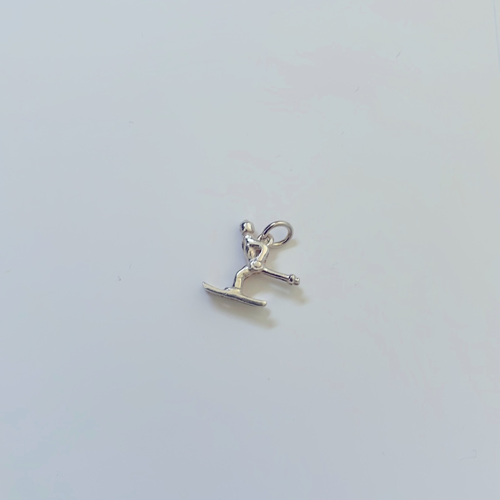 Silver skiier pendant
